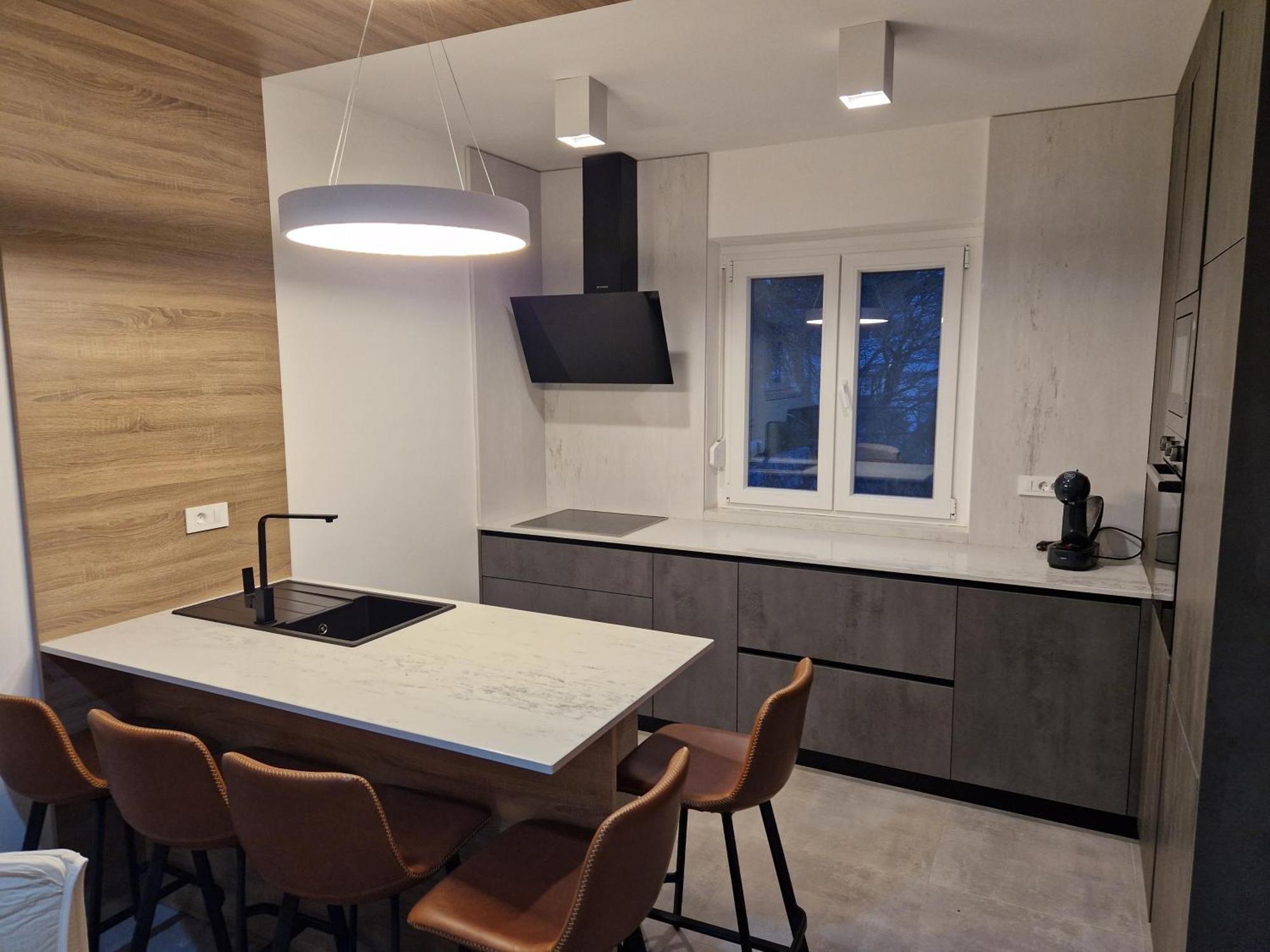 Apartment Lisarica Stari Grad Kültér fotó